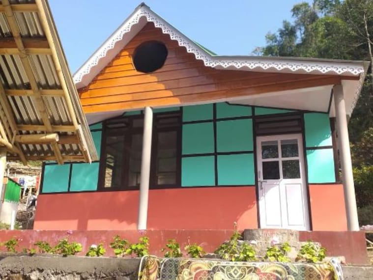 RS Travellers Hut_Tent_4